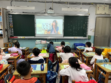 圖4. 繪本故事「恐龍X光」