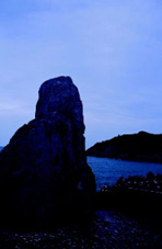 圖十二　連接東、西引的堤防中間，有一個炸也