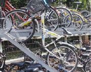 圖2 台大雙層單車停車格