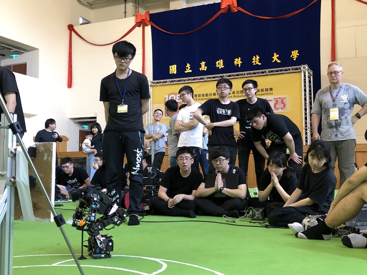 淡江大學電機系機器人研發團隊競賽心得分享2